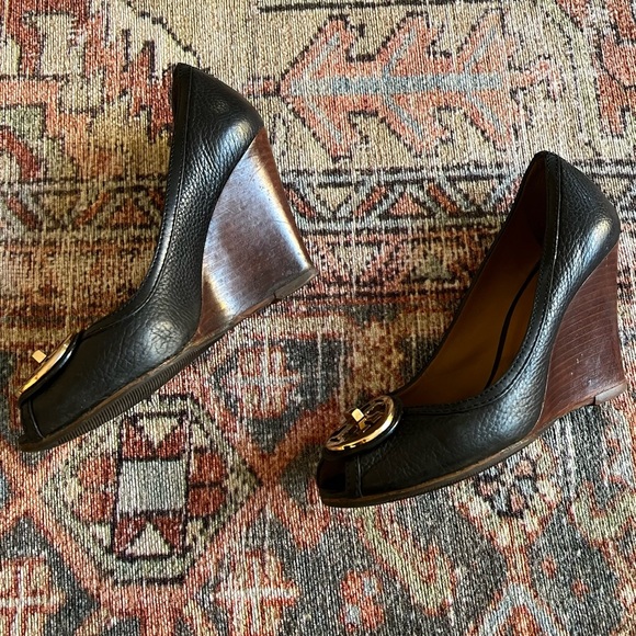 Tory Burch Selma Peep Toe Wedges - Picture 5 of 6